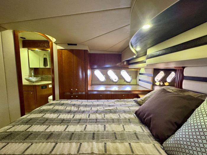 2009 Cruisers Yachts 520 Sports Coupe Photo 65 of 87