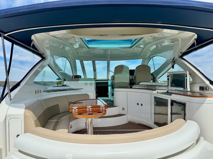 2009 Cruisers Yachts 520 Sports Coupe Photo 34 of 87