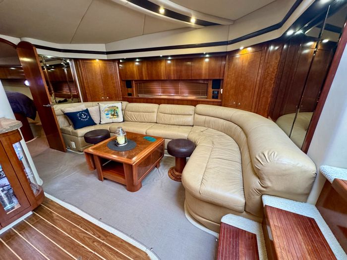 2009 Cruisers Yachts 520 Sports Coupe Photo 51 of 87