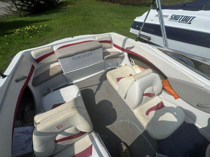 2000 Four Winns Horizon 170 Photo 6 sur 9