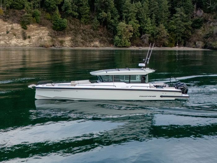 2026 Axopar 37 XC Cross Cabin Photo 15 sur 57