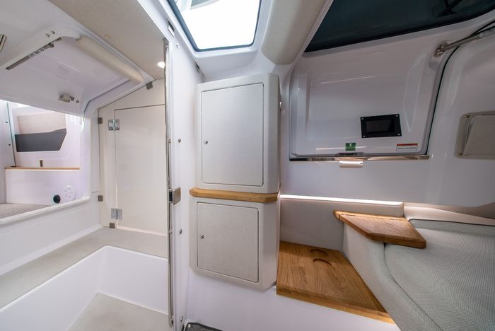 2026 Axopar 37 XC Cross Cabin Photo 48 sur 57