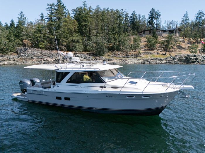 2022 Cutwater C-32 Coupe Photo 6 sur 55