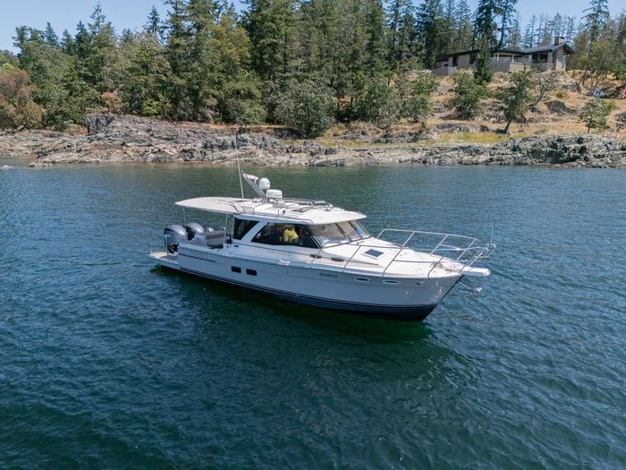 2022 Cutwater C-32 Coupe Photo 7 sur 55