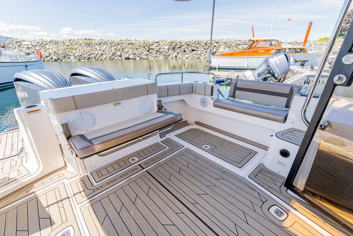 2022 Cutwater C-32 Coupe Photo 20 sur 55