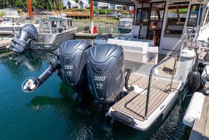 2022 Cutwater C-32 Coupe Photo 53 sur 55