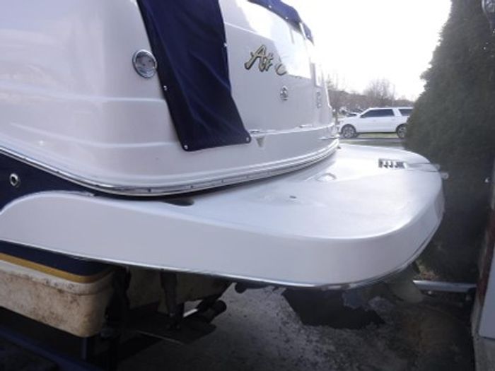 2004 Rinker 250 Fiesta Vee Photo 4 of 41