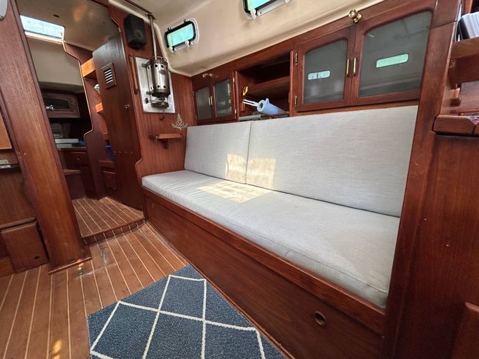 1979 Aloha Yachts 34 Photo 27 of 32