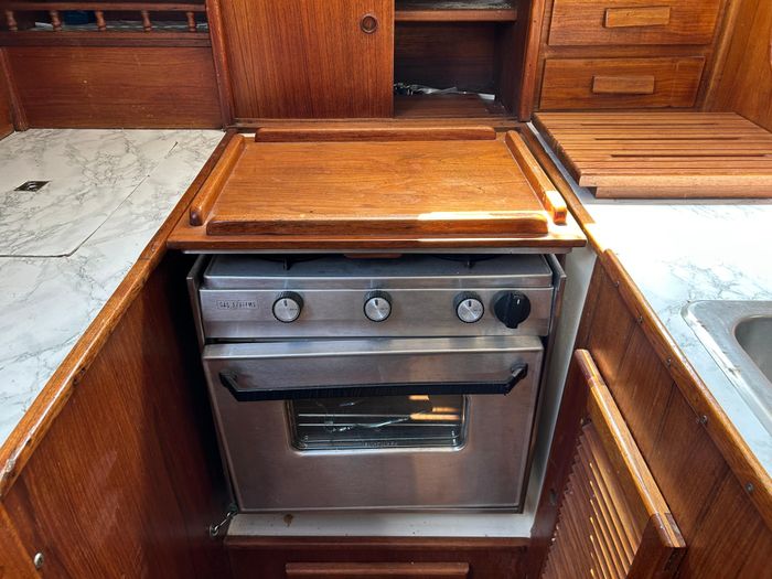 1979 Aloha Yachts 34 Photo 22 of 32