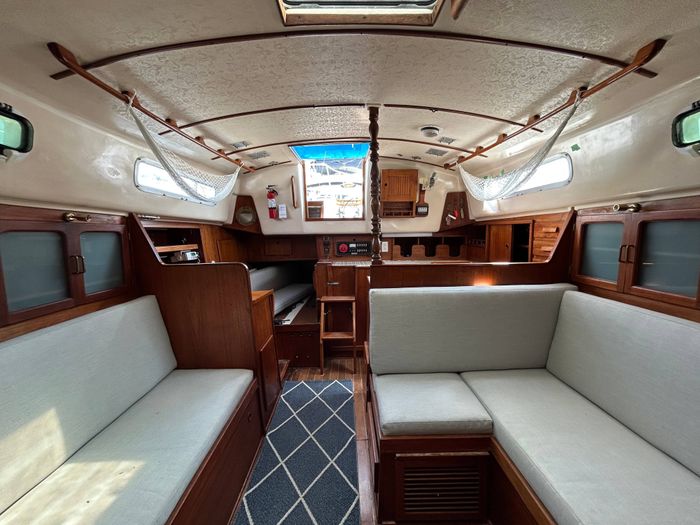 1979 Aloha Yachts 34 Photo 29 of 32
