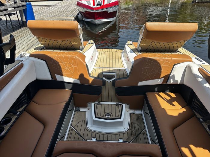 2021 Nautique Paragon 23 Photo 4 of 4