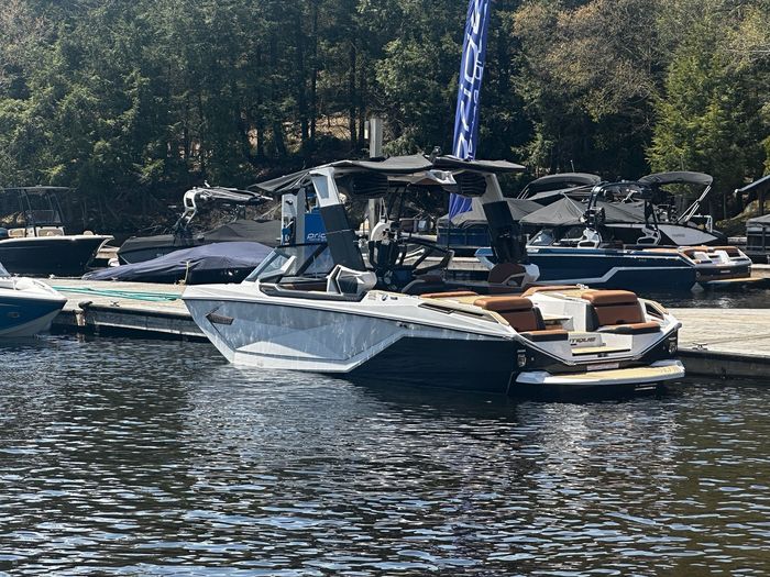2021 Nautique Paragon 23 Photo 2 of 4