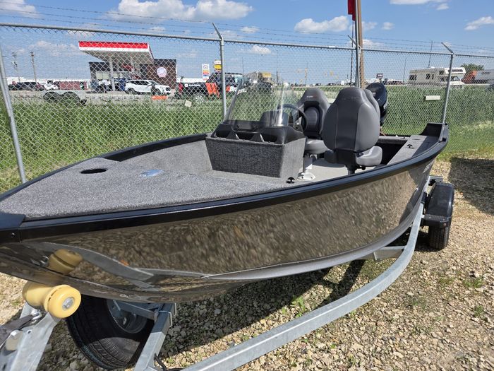 2026 Alumacraft Escape 165 CS Photo 1 of 7
