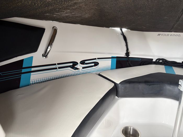 2015 Four Winns H200RS Photo 7 sur 14
