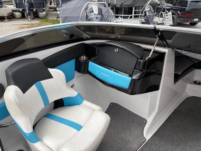 2015 Four Winns H200RS Photo 9 sur 14