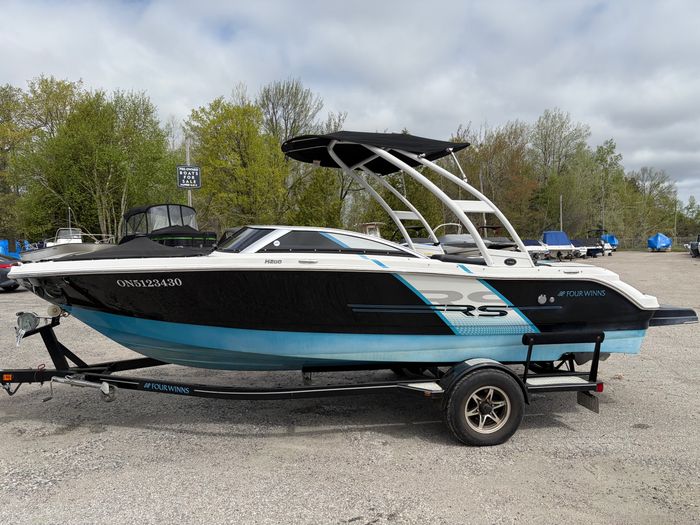 2015 Four Winns H200RS Photo 4 sur 14