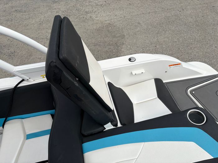 2015 Four Winns H200RS Photo 12 sur 14