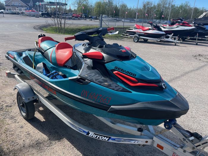 2018 Sea-Doo WAKE™ PRO 230 Photo 3 sur 9