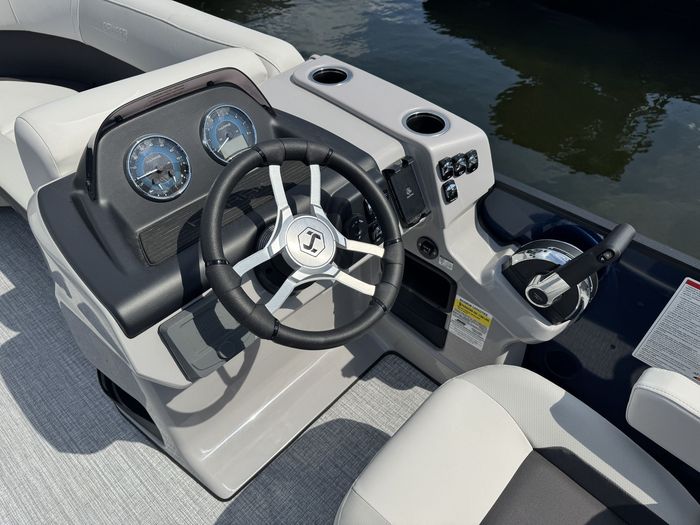 2026 Harris Cruiser 210 Photo 9 of 12