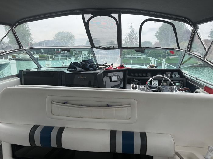 1990 Sea Ray 350 Sundancer Photo 7 sur 17