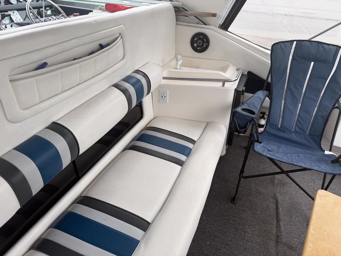 1990 Sea Ray 350 Sundancer Photo 6 sur 17