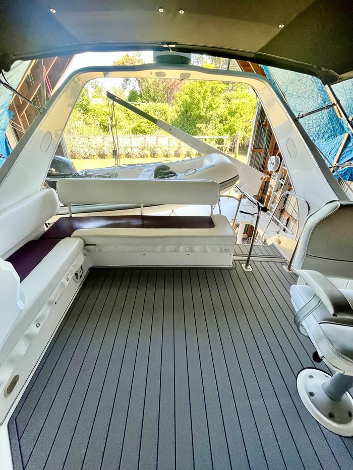1995 Bayliner 3988 Photo 15 sur 42