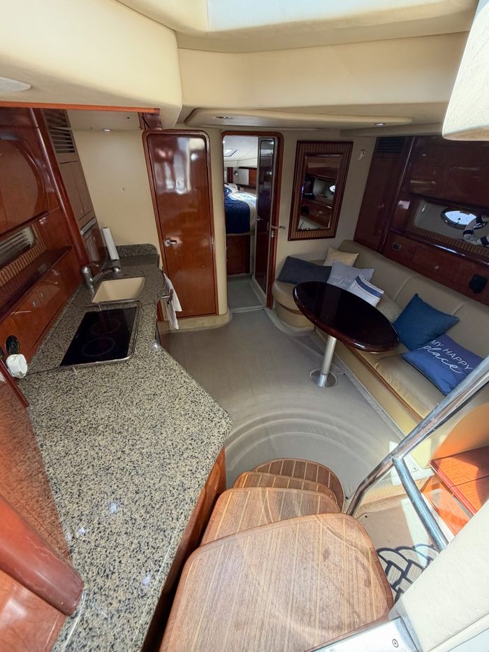 2005 Sea Ray 40 Sundancer Photo 22 of 51