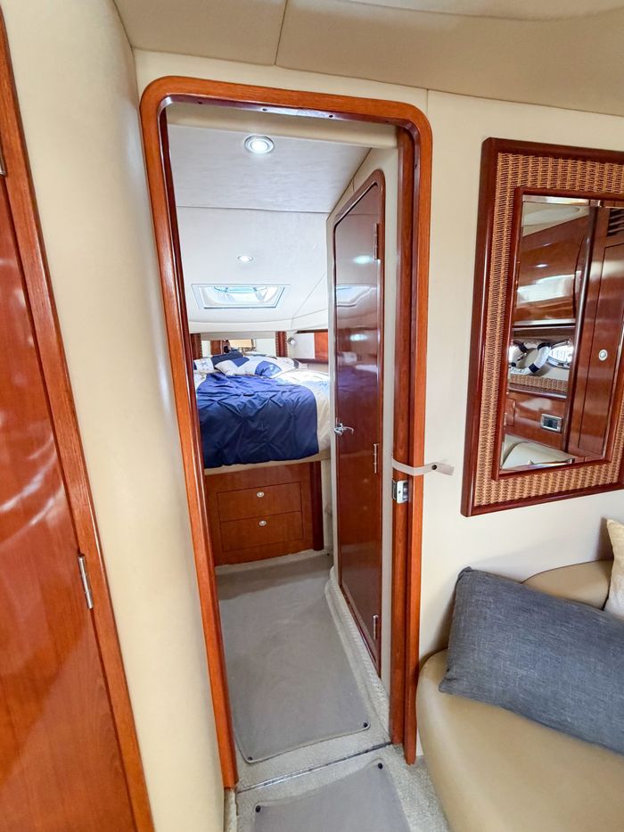 2005 Sea Ray 40 Sundancer Photo 34 of 51