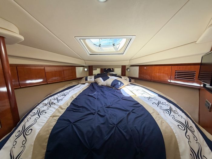2005 Sea Ray 40 Sundancer Photo 37 of 51
