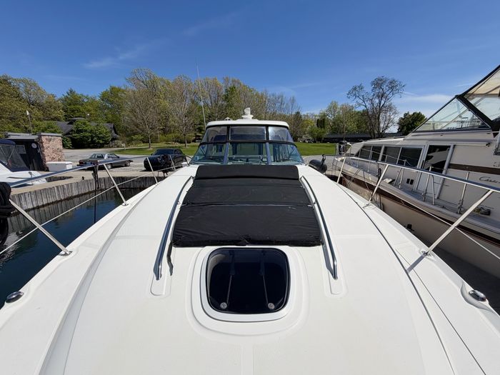 2005 Sea Ray 40 Sundancer Photo 48 of 51