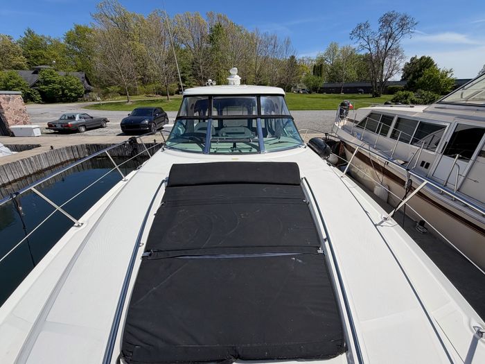 2005 Sea Ray 40 Sundancer Photo 49 of 51