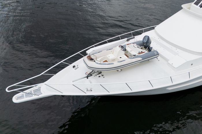 2002 Stryker 76 Sportfish Motor Yacht Photo 12 sur 136