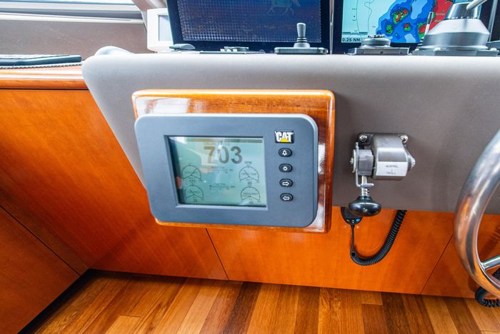 2002 Stryker 76 Sportfish Motor Yacht Photo 77 sur 136