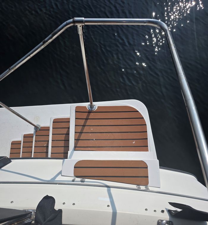 1987 Carver 3607 Aft Cabin Photo 6 sur 19