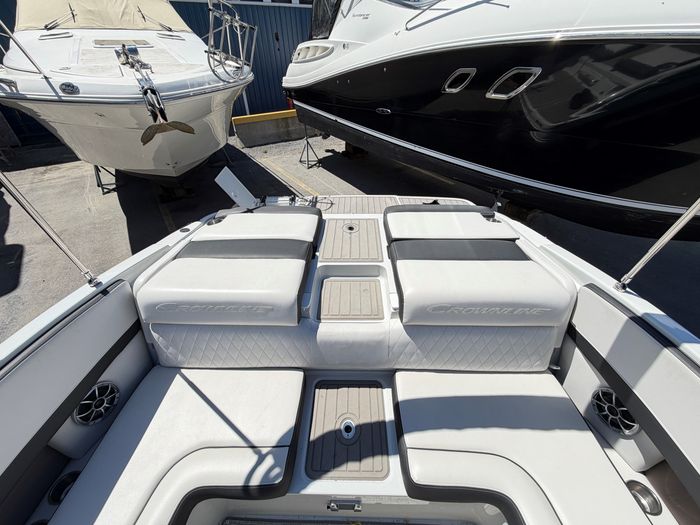 2022 Crownline 220 SS Photo 11 of 25