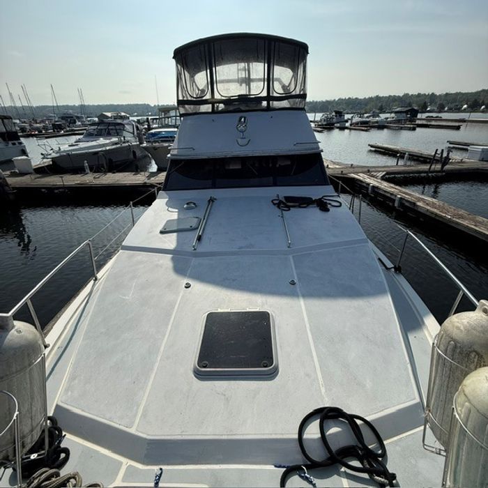 1990 BAYLINER 3888 MOTORYACHT Photo 6 sur 25