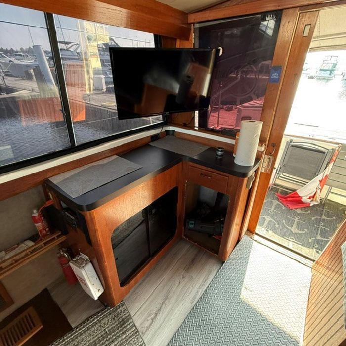 1990 BAYLINER 3888 MOTORYACHT Photo 13 sur 25