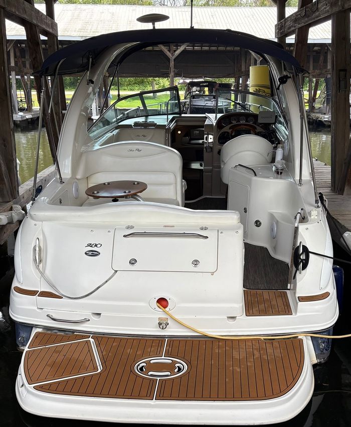 2005 Sea Ray Sundancer 280 Photo 6 of 40