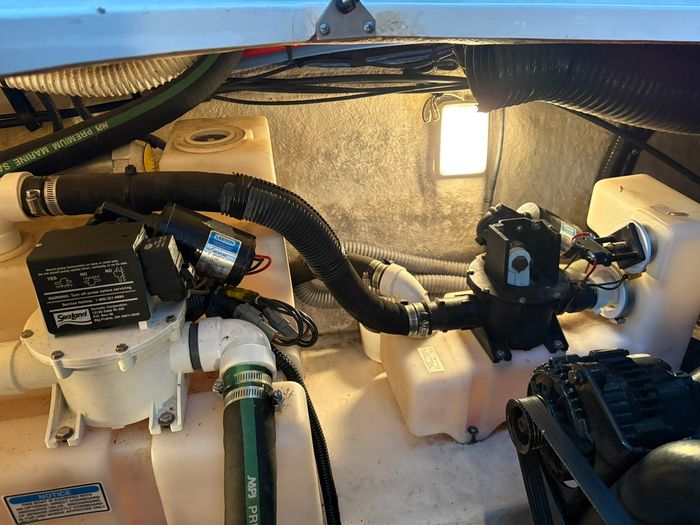 2005 Sea Ray Sundancer 280 Photo 40 of 40