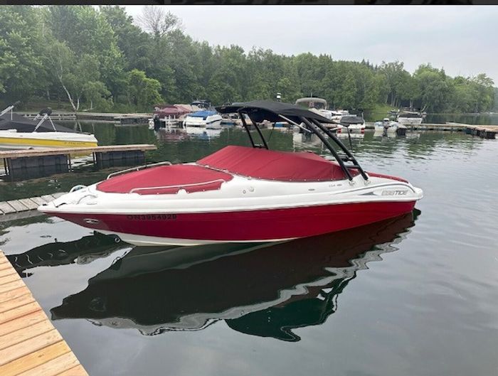 2011 Ebbtide 224 SE Bow Rider Photo 1 of 15