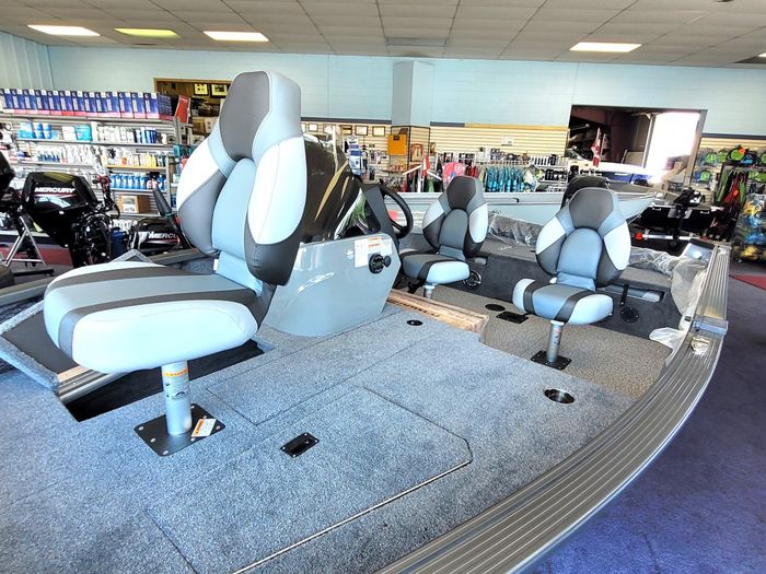 2025 MirroCraft Aggressor Pro 1661 Photo 6 sur 11