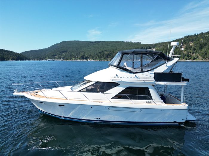 1998 Bayliner 3788 Photo 3 sur 81