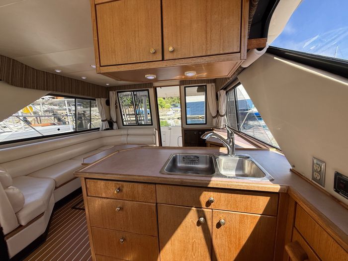 1998 Bayliner 3788 Photo 36 sur 81