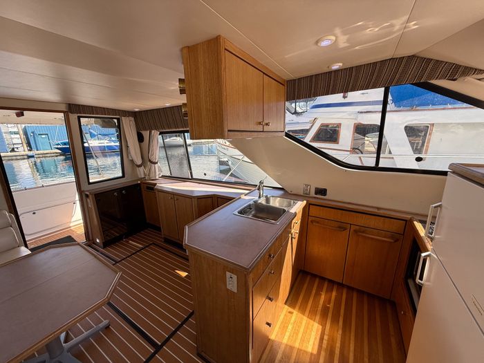 1998 Bayliner 3788 Photo 37 sur 81