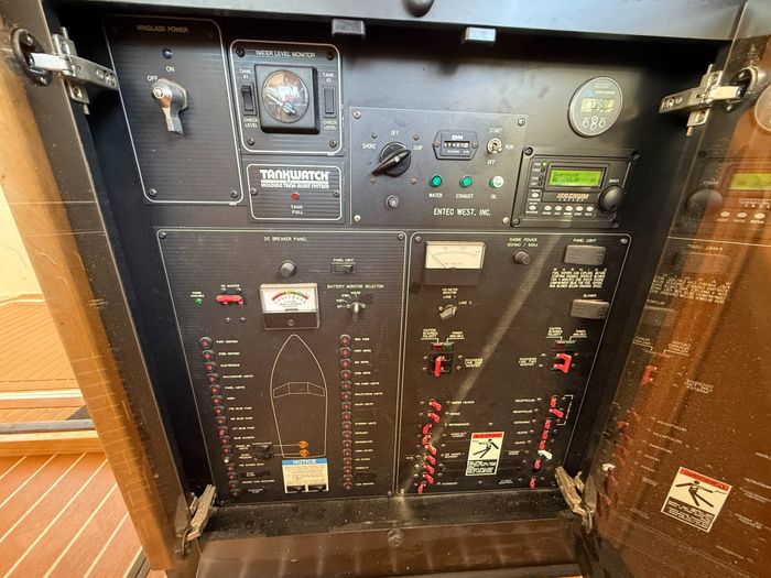 1998 Bayliner 3788 Photo 60 sur 81