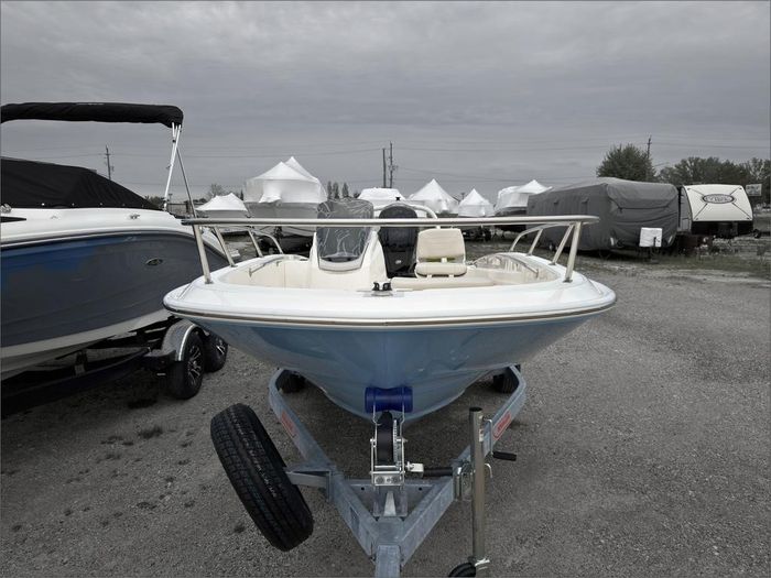 2026 Boston Whaler 160 Super Sport Photo 5 of 23