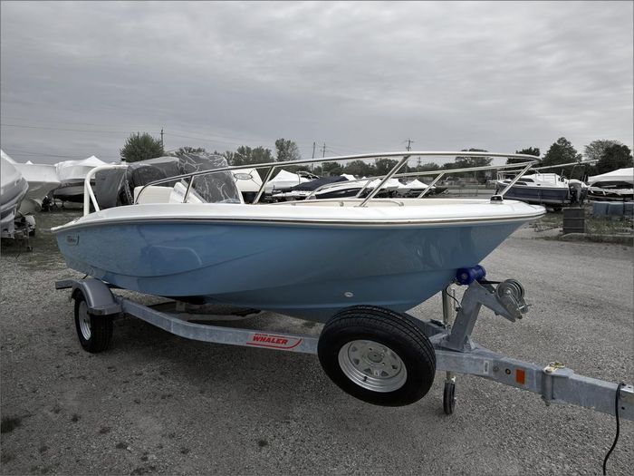 2026 Boston Whaler 160 Super Sport Photo 6 of 23