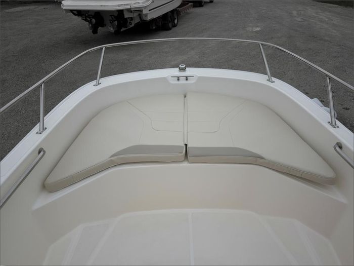 2026 Boston Whaler 160 Super Sport Photo 11 of 23