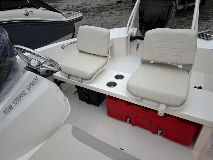 2026 Boston Whaler 160 Super Sport Photo 14 of 23