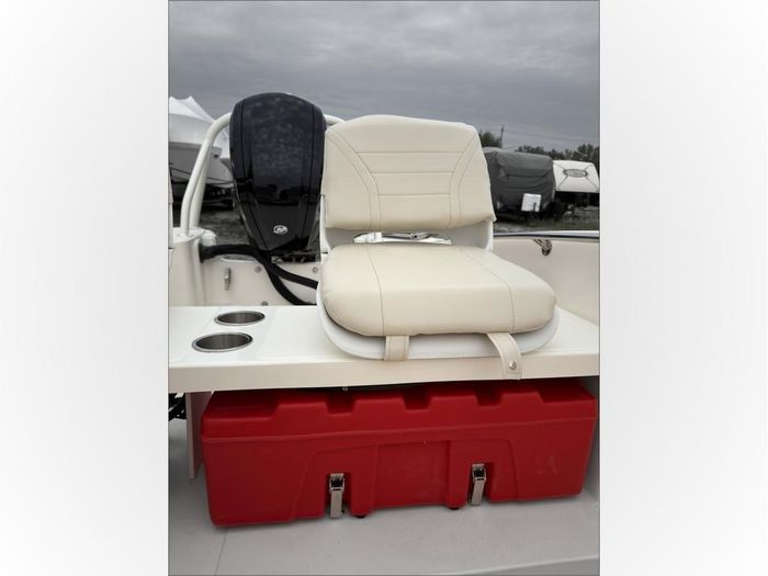2026 Boston Whaler 160 Super Sport Photo 20 of 23